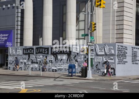 Black Lives Matter installation, with the names of many African Americans killed at the hands of police, in front of the Daryl Roth Theater originally the Union Square Savings Bank, an NYC landmark building built in 1905-07, designed by Henry Bacon.  Union Square East & E. 15th Street. Stock Photo