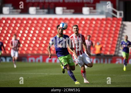 Stoke, Staffordshire, UK. 20th Sep, 2020. 20th September 2020; Bet365 Stadium, Stoke, Staffordshire, England; EFL Championship Football, Stoke City versus Bristol City; Zak Vyner of Bristol City with his eye on the ball Credit: Action Plus Sports Images/Alamy Live News Stock Photo