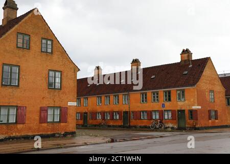 Yellow Nyboder terraced houses in Copenhagen Stock Photo