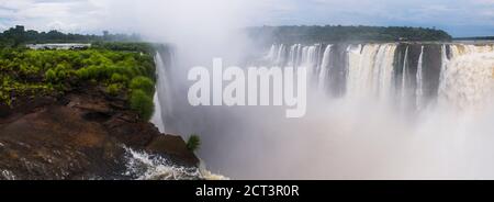 The Devil's Throat, Iguazu Falls (aka Iguassu Falls or Cataratas del Iguazu), Misiones Province, Argentina, South America Stock Photo