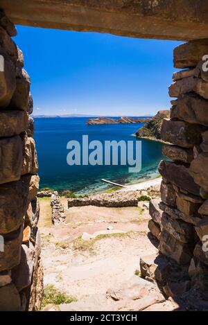 Palacio del Inca at Chincana Ruins, Inca ruins on Isla del Sol (Island of the Sun), Lake Titicaca, Bolivia, South America Stock Photo