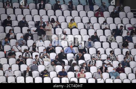 Turin, Italy. 20th Sep, 2020. FC Juventus's supporters wait for the match before a Serie A soccer match between FC Juventus and Sampdoria in Turin, Italy, Sept. 20, 2020. Credit: Federico Tardito/Xinhua/Alamy Live News Stock Photo