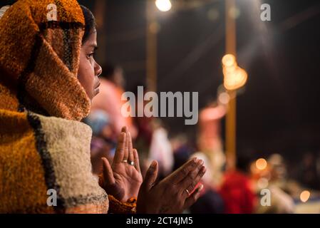 Ganga Aarti Hindu ceremony at Dasaswamedh Ghat, Varanasi, Uttar Pradesh, India Stock Photo