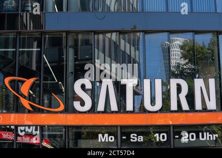 Berlin, Deutschland. 17th Sep, 2020. Berlin, Germany September 17, 2020: Symbolbilder - 2020 Saturn, logo, lettering, feature/symbol/symbol photo/characteristic/detail/| usage worldwide Credit: dpa/Alamy Live News Stock Photo