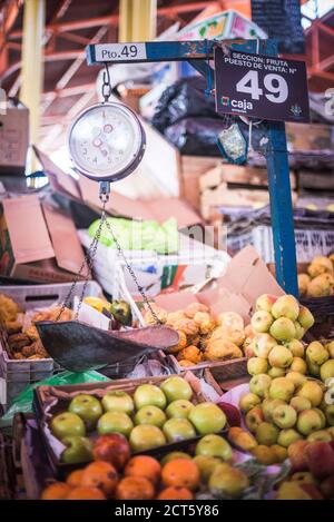 Old retro scales at fruit stall in San Camilo Market (Mercado San Camilo), Arequipa, Peru, South America Stock Photo