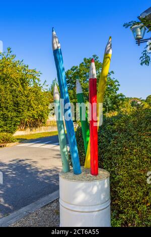 Modern sculpture of coloured pencils - Saulgé, Vienne (86), France. Stock Photo