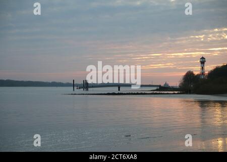 Sunset at the Elbe River, Hamburg Wittenbergen Stock Photo