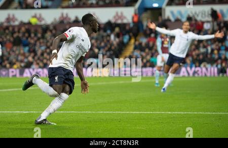 Sadio Mane celebrates scoring Liverpool’s late winning goal   PHOTO CREDIT : © MARK PAIN / ALAMY STOCK PHOTO Stock Photo