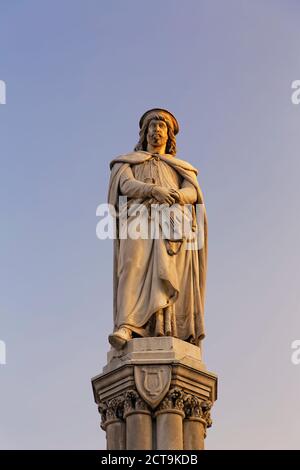 Italy, Alto Adige, Bolzano, Statue of Walther von der Vogelweide Stock Photo