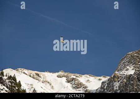 Germany, Bavaria, Allgaeu Alps, Oberstdorf, Cable car on the way to Mount Nebelhorn Stock Photo