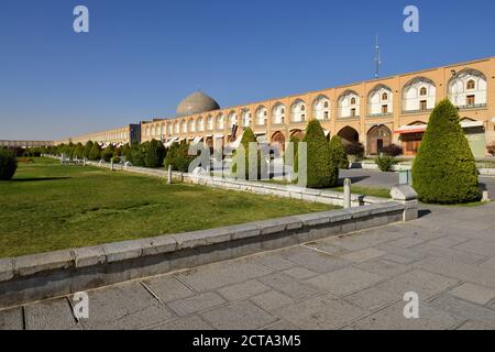 Iran, Isfahan Province, Isfahan, Meidan-e Emam, Naqsh-e Jahan, Imam Square, Sheikh Lotfollah Mosque Stock Photo