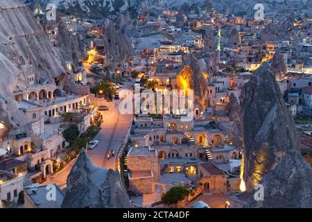 Turkey, Eastern Anatolia, Cappadocia, Goereme, Fairy chimneys at Goereme National Park in the evening Stock Photo