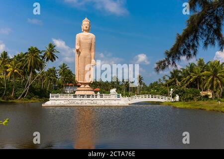 Sri Lanka, Pereliya, Giant Buddha statue in remembrance of the tsunami catastrophy Stock Photo