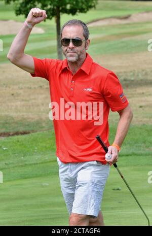 CHISWICK,LONDON,UK: JULY 16th 2010.  Northern Irish actor James Nesbitt participates in the Leuka Charity Mini-Masters Golf at the Dukes Meadows Golf Stock Photo