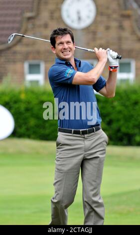 CHISWICK,LONDON,UK: JULY 16th 2010.  Tennis star Tim Henman participates in the Leuka Charity Mini-Masters Golf at the Dukes Meadows Golf Course Chisw Stock Photo