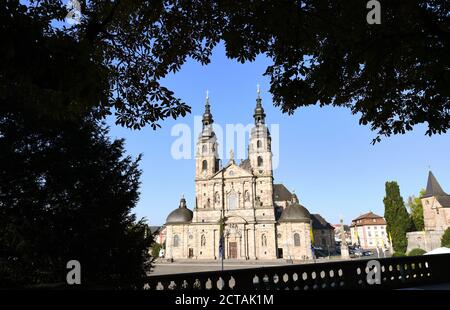 Fulda, Germany. 22nd Sep, 2020. The sun shines on the Fulda cathedral St. Salvator. The German bishops traditionally meet in September at the grave of St. Boniface in the cathedral city of East Hesse. During the three-day meeting the focus is on the reform process under the keyword "Synodal Way". Credit: Arne Dedert/dpa/Alamy Live News Stock Photo