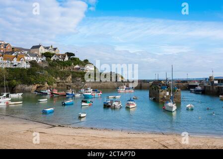 Newquay harbour, view in summer of the harbour in Newquay, Cornwall, southwest England, UK Stock Photo