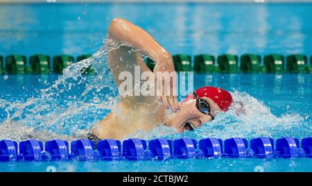 REBECCA ADLINGTON ON HER WAY TO THE BRONZE MEDAL IN THE 400m FREESTYLE FINAL LONDON 2012 OLYMPICS. PICTURE : MARK PAIN / ALAMY Stock Photo