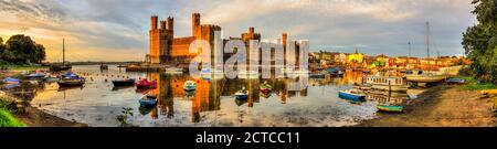 Caernarfon Castle, Caernarfon Castle panorama, Caernarfon, Castle, castles, North Wales,  Caernarfon Castle Wales, Wales, Caernarfon marina, marina, Stock Photo