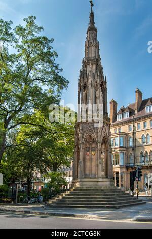 OXFORD CITY ENGLAND THE MARTYRS MEMORIAL ON MAGDALEN STREET Stock Photo