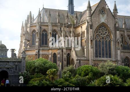 Arundel Cathedral church of our lady and St Philip Howard in West Sussex, England. Summer 2020 flowers blooming. Stock Photo