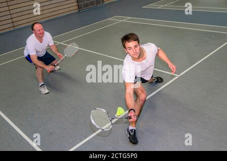 Action und Einsatz beim Badminton