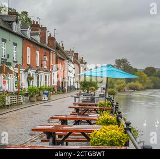 Bewdley, UK. 23rd September, 2020. As the wet weather time of year approaches, not a single person can be seen by the river in Bewdley. Bars and restaurants open for business as usual but wet weather and further clamping down measures, because of Covid-19, are having a dramatic effect on the riverside town of Bewdley and only a matter of months since the town suffered devastating floods inFebruary.  Credit: Lee Hudson/Alamy Live News Stock Photo