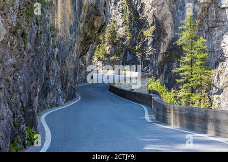 Switzerland, Canton of Grisons, Winding Albula Pass road Stock Photo