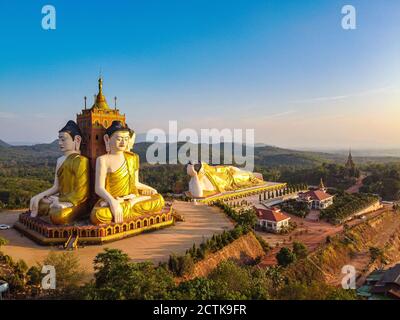 Myanmar, Mon State, Ko Yin Lay Pagoda and giant statue of reclining Buddha in Pupawadoy Monastery Stock Photo