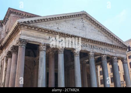 Rome, Lazio region, Italy.  Front of the Pantheon, a former Roman temple, now a Catholic church.  It has a portico of large granite Corinthian columns Stock Photo