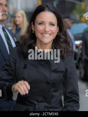 Julia Louis-Dreyfus who has won 6 emmys for portraying the Vice President will be doing a reunion with cast members for Joe Biden on Oct 4th at 6PM