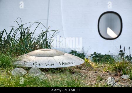 The artistic memorial stone for museum director Menno Meewis (1954-2012) created by Hans Willemse, employee of Panamarenko, Middelheim museum Stock Photo