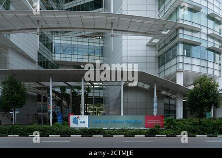 SINGAPORE, SINGAPORE - Sep 07, 2020: The National Library in Singapore,  flagship building of the National Library Board and Lee Kong Chian Reference Stock Photo