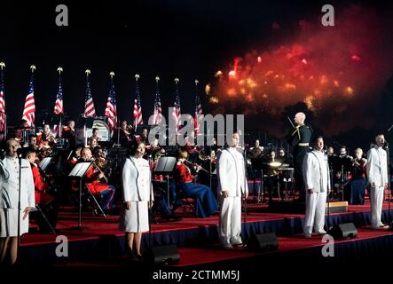 Mount Rushmore Fireworks Celebration. Fireworks are seen during the Salute to America event Saturday, July 4, 2020, from the South Lawn of the White House. Stock Photo