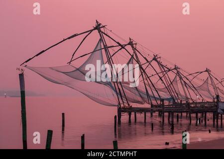 India, Kerala, Cochin - Kochi, Fort Kochi, Chinese fishing nets Stock Photo  - Alamy