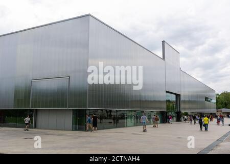 Moscow, Russia – June 12, 2017. Exterior view of Garage Museum of Contemporary Art in Moscow, with people. Stock Photo