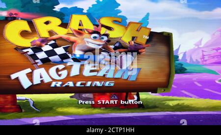 Preços baixos em Sony Playstation 2 Crash: Tag Team Racing Video Games