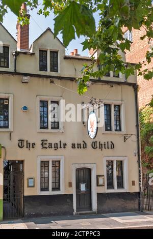 OXFORD CITY ENGLAND THE EAGLE AND CHILD PUBLIC HOUSE IN ST.GILES Stock Photo