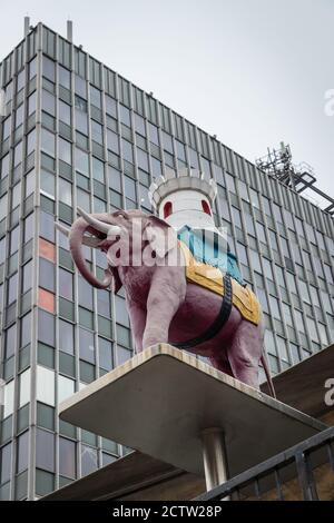 The famous statue outside the Elephant and Castle Shopping Centre, London, on its last day, as it closes after 55 years Stock Photo