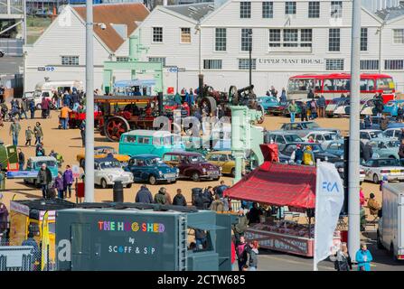 Classic cars at Chatham Dockyard Festival of Steam and Transport Stock Photo