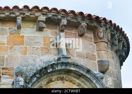 View of the exterior of the apse of the Romanic Church of Santa Maria de Bareyo, Bareyo, Bareyo Municipality, Cantabria, Cantabrian Sea, Spain, Europe Stock Photo