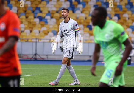 KYIV, UKRAINE - AUGUST 5, 2020: Goalkeeper Koen Casteels of VfL Wolfsburg in action during the UEFA Europa League game against Shakhtar Donetsk at NSC Olimpiyskyi stadium in Kyiv, Ukraine Stock Photo