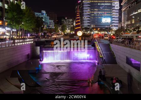 Seoul, South Korea - October 19th 2017: Cheonggye Plaza and the Cheonggyecheon Stream at night, Seoul, South Korea Stock Photo