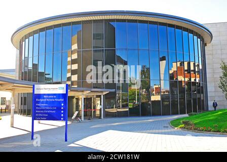 Main entrance of Blackpool Victoria Hospital in Blackpool, Lancashire ...