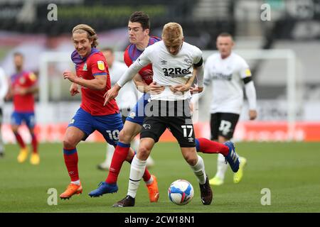 Derby County's Louie Sibley and Blackburn Rovers' Darragh Lenihan during the Sky Bet Championship match at Pride Park, Derby. Stock Photo