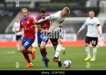 Derby County's Louie Sibley and Blackburn Rovers' Darragh Lenihan during the Sky Bet Championship match at Pride Park, Derby. Stock Photo