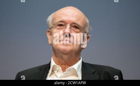 Stuttgart, Germany. 26th Sep, 2020. Bernhard Winter, poet, therapist and former mayor of Markt Schwaben, takes part in the awarding of the 55th Theodor Heuss Prize. Credit: Marijan Murat/dpa/Alamy Live News Stock Photo