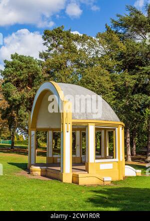 Brinton Park Kidderminster on a sunny but windy day. Stock Photo