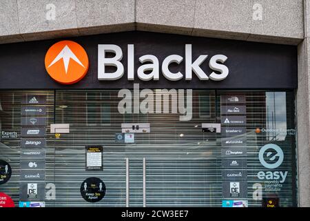 LONDON, ENGLAND - JULY 24, 2020:  Blacks outdoor clothing and equipment retail branch at Holborn, London closed during the COVID-19 pandemic lockdown Stock Photo