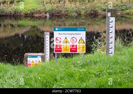 River Flow Gauging Station on the River Swale at Catterick Bridge, North Yorkshire, England, UK Stock Photo